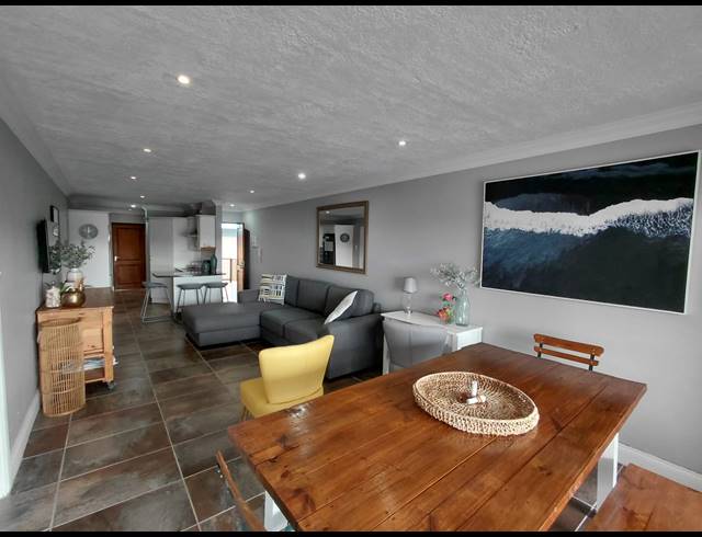 3 BEDROOM APARTMENT SOLD IN JEFFREYS BAY CENTRAL